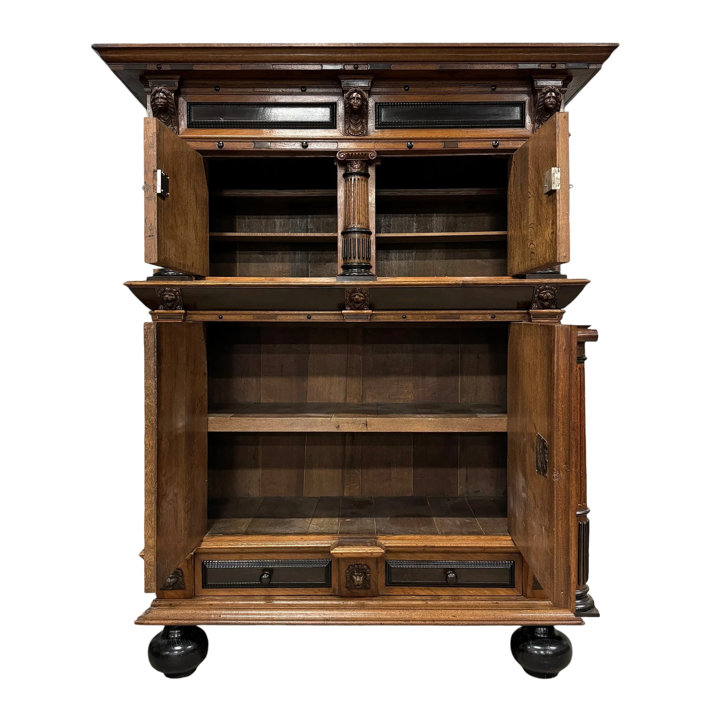 17th Century Dutch Kussenkast — RIGHT | PROPER